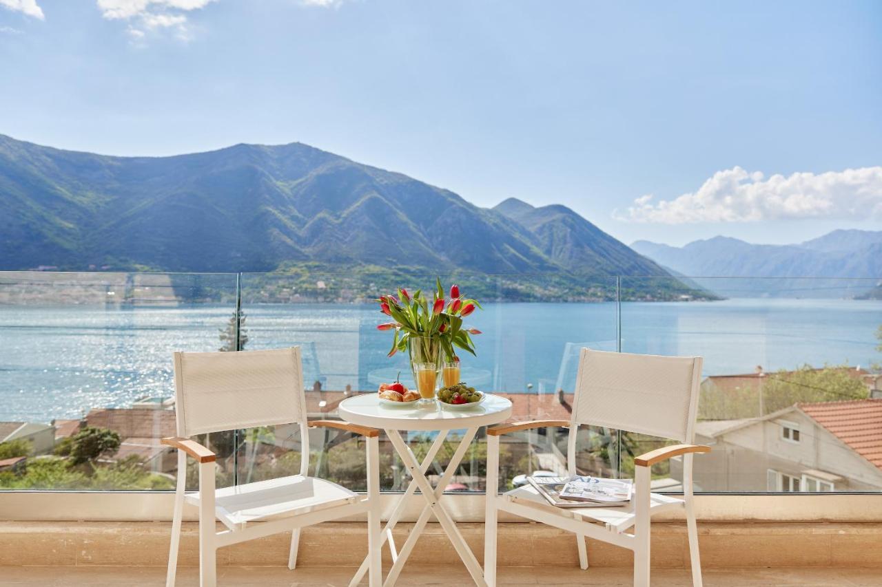 Apartment Noa With Sea View 코토르 외부 사진