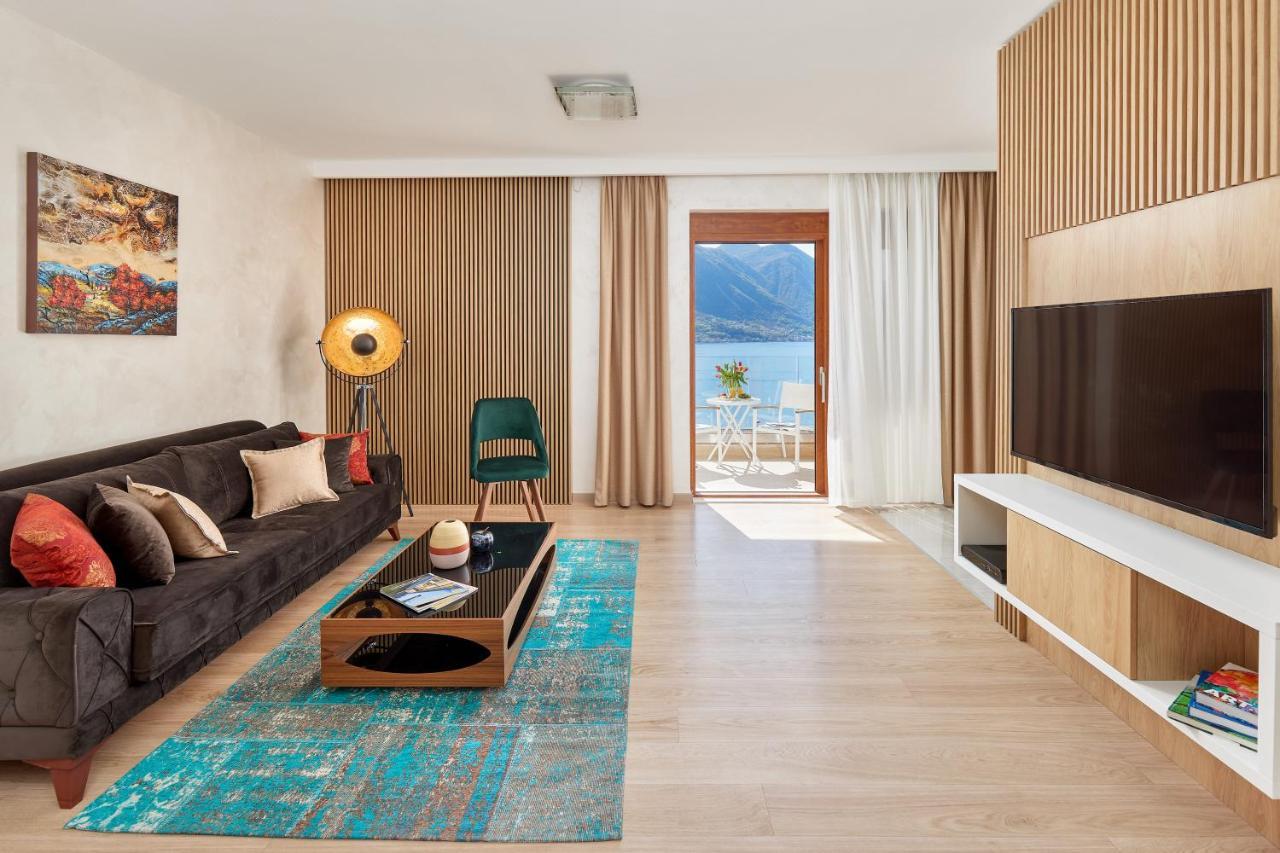 Apartment Noa With Sea View 코토르 외부 사진